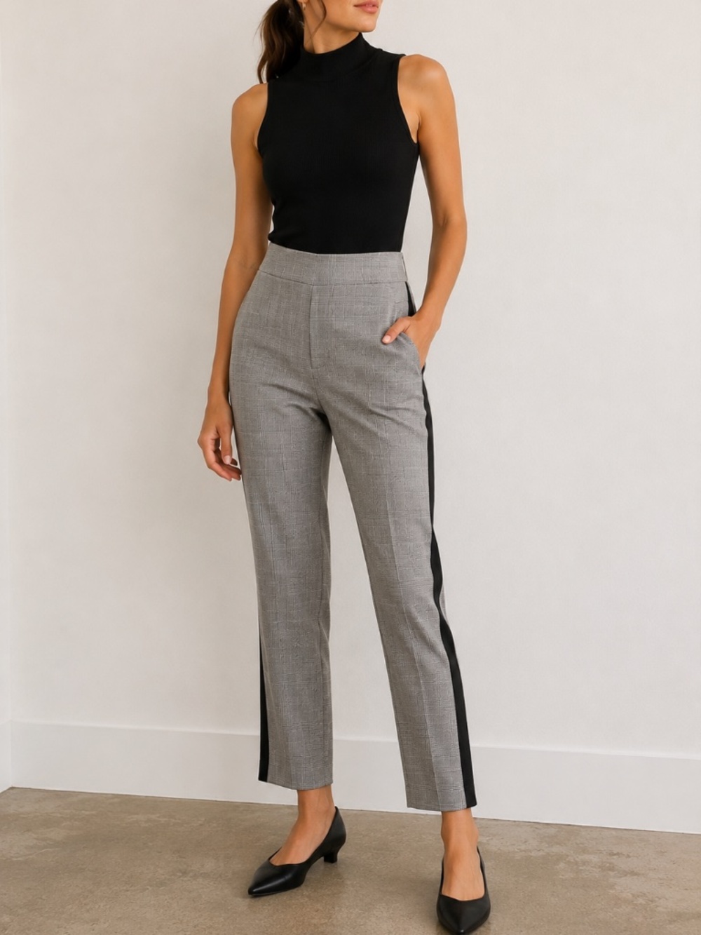 Athleta Plaid Side Stripe Ankle Pants – Size 2